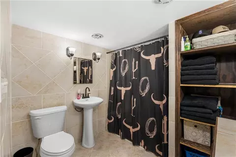 Bath - 426 W Walnut St, Nevada, MO 64772 photo 1 of 4