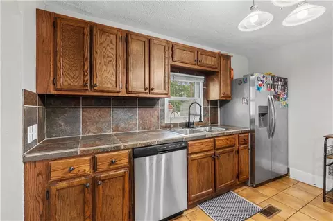 Kitchen - 426 W Walnut St, Nevada, MO 64772 photo 1 of 6