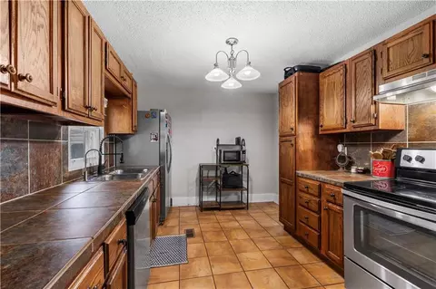 Kitchen - 426 W Walnut St, Nevada, MO 64772 photo 2 of 6