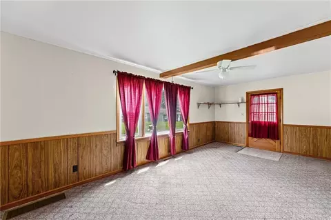 Living - 112 S Locust St, Cameron, MO 64429 photo 2 of 7
