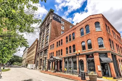 308 W 8th St #510, Kansas City, MO 64105