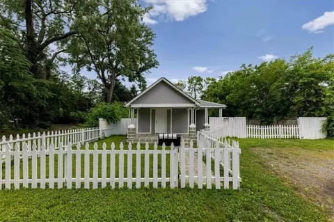 1108 S 39th St, Kansas City, KS 66106