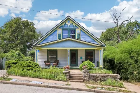 2920 Holly St, Kansas City, MO 64108