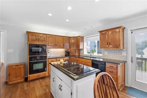 Kitchen - 2702 NW Cedar Brk, Lees Summit, MO 64081 photo 2 of 5