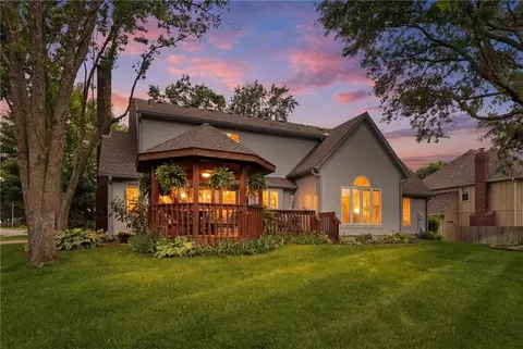 Exterior - 2702 NW Cedar Brk, Lees Summit, MO 64081 photo 9 of 11