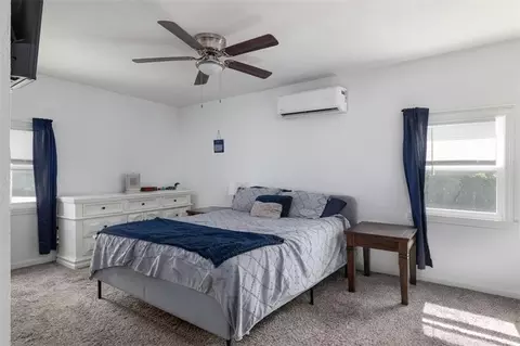 Bedroom - 2 NE Vine St, Lees Summit, MO 64063 photo 3 of 3