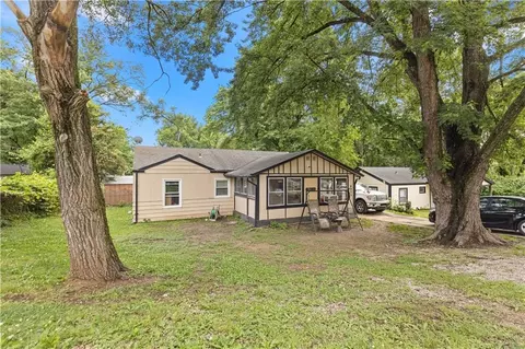 6025 Freeman Ave, Kansas City, KS 66102