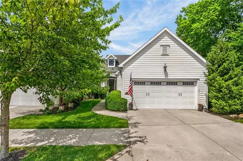 9657 Lime Stone Rd, Parkville, MO 64152