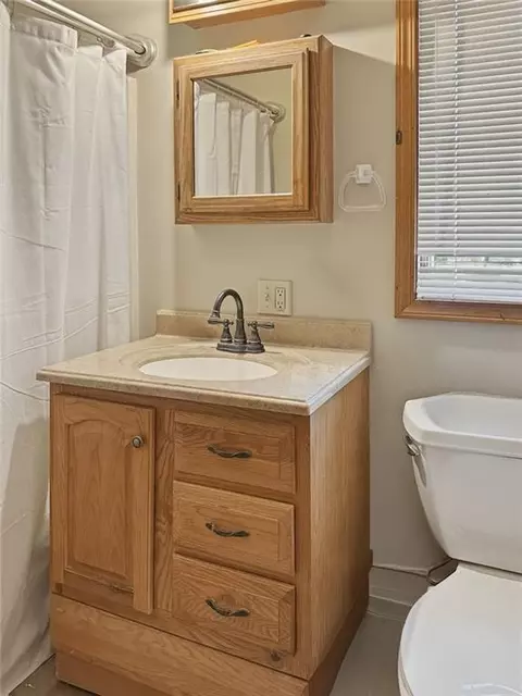 Bath - 215 W 2nd St, Sumner, MO 64681 photo 1 of 1