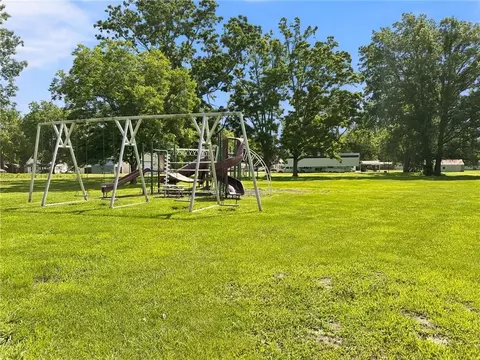 Exterior - 215 W 2nd St, Sumner, MO 64681 photo 10 of 10