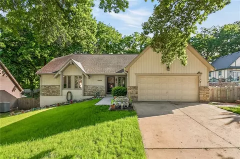 11301 E 71st St, Raytown, MO 64133