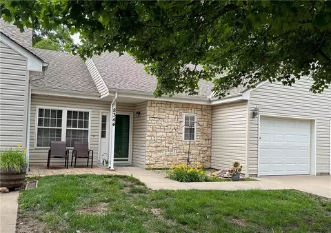 8344 Waverly Ave, Kansas City, KS 66109