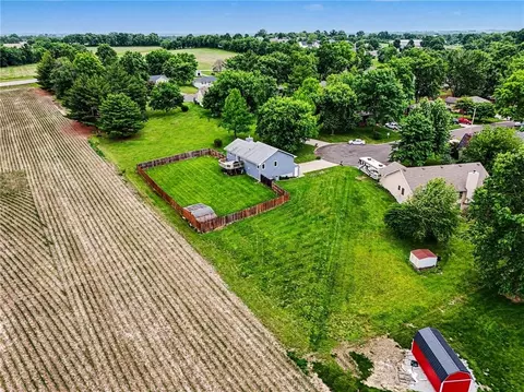 View/Area - 705 Benjamin Ave, Gower, MO 64454 photo 2 of 3