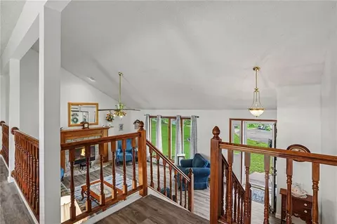 Entry Way - 705 Benjamin Ave, Gower, MO 64454 photo 2 of 2