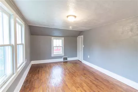 Bedroom - 701 S Pine St, Holden, MO 64040 photo 2 of 4