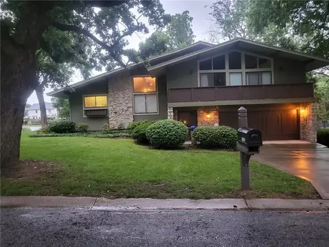 11703 W 102nd Pl, Overland Park, KS 66214