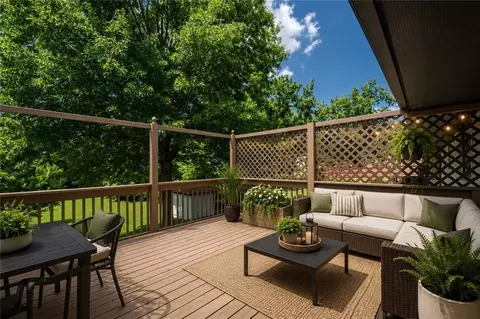 Exterior - 2806 N River Blvd, Independence, MO 64050 photo 3 of 5