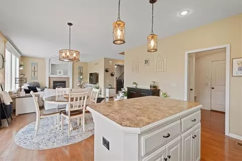Kitchen - 1304 Ashdown Cir, Raymore, MO 64083 photo 3 of 4