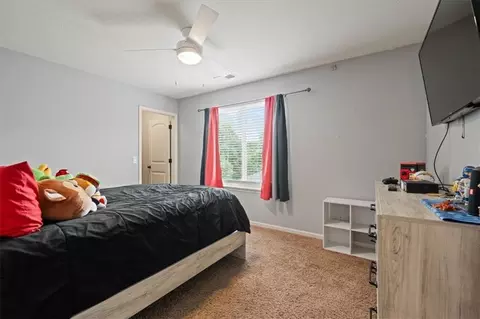 Bedroom - 1304 Ashdown Cir, Raymore, MO 64083 photo 2 of 5