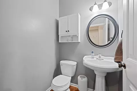 Bath - 1304 Ashdown Cir, Raymore, MO 64083 photo 1 of 4