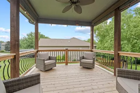 Exterior - 1304 Ashdown Cir, Raymore, MO 64083 photo 4 of 7