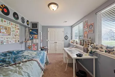 Bedroom - 1304 Ashdown Cir, Raymore, MO 64083 photo 5 of 5