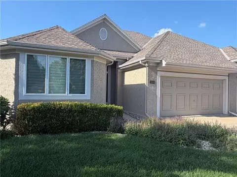 19608 W 100th St, Lenexa, KS 66220