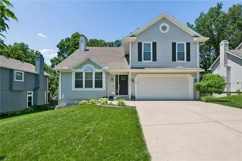 8534 N Flora Ave, Kansas City, MO 64155