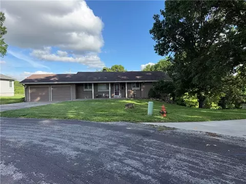 1000 Francis St, Lexington, MO 64067