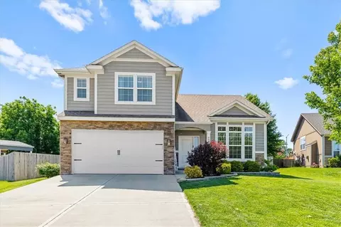 806 154th Cir, Basehor, KS 66007