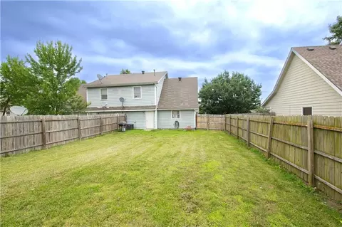 Exterior - 1421 Ash Ct, Eudora, KS 66025 photo 5 of 5