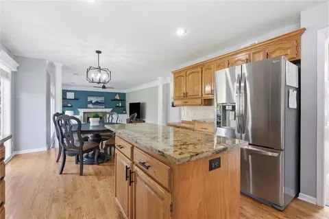 Kitchen - 2401 SW Tracker Ln, Lees Summit, MO 64082 photo 1 of 4