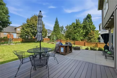Exterior - 2401 SW Tracker Ln, Lees Summit, MO 64082 photo 5 of 10
