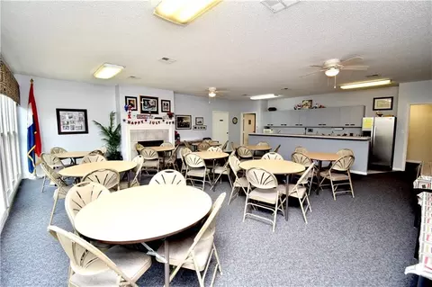 Dining - 17800 E Bolger Rd #101, Independence, MO 64055 photo 5 of 5