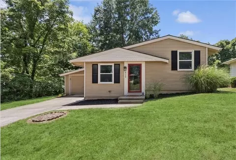 4112 N Hardesty Ave, Kansas City, MO 64117