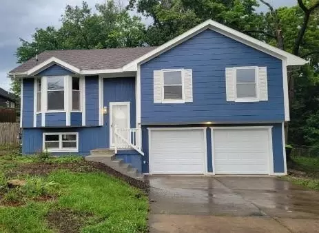 905 S Washington Ave, Knob Noster, MO 65336