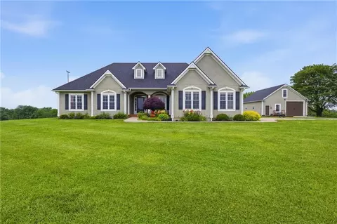 14251 Kk Hwy, Braymer, MO 64624