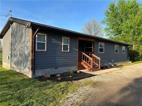 380 S 190th St, Pittsburg, KS 66762