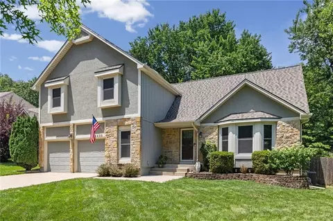 8400 Acuff Ln, Lenexa, KS 66215