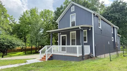 1912 Cleveland Ter, Leavenworth, KS 66048