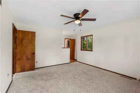 Bedroom - 15096 E Quail Rd, Nevada, MO 64772 photo 3 of 8