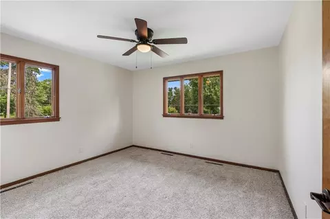Bedroom - 15096 E Quail Rd, Nevada, MO 64772 photo 4 of 8