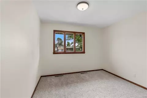 Bedroom - 15096 E Quail Rd, Nevada, MO 64772 photo 7 of 8