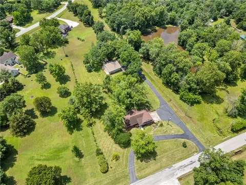 View/Area - 15096 E Quail Rd, Nevada, MO 64772 photo 2 of 7