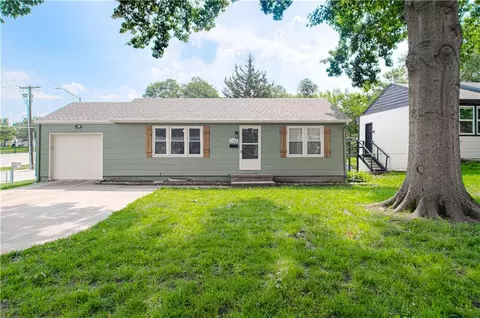 11624 W 68th St, Shawnee, KS 66203