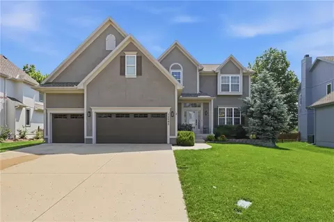 14603 Floyd St, Overland Park, KS 66223