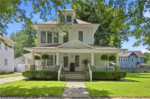 206 S Catalpa St, Pittsburg, KS 66762