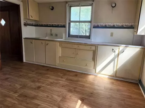 Other - 405 E Colt St, Windsor, MO 65360 photo 2 of 5