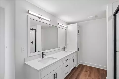 Bath - 30304 E 138th St, Lees Summit, MO 64086 photo 6 of 7