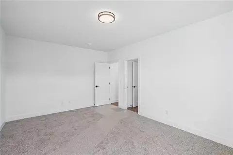 Bedroom - 30304 E 138th St, Lees Summit, MO 64086 photo 8 of 11